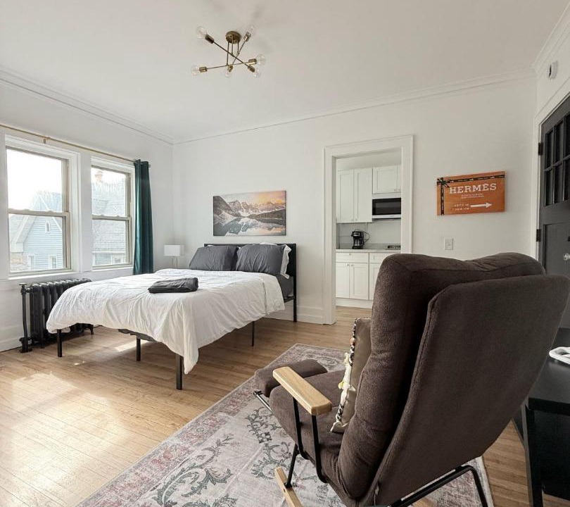 Photo of Bedroom in East Avenue