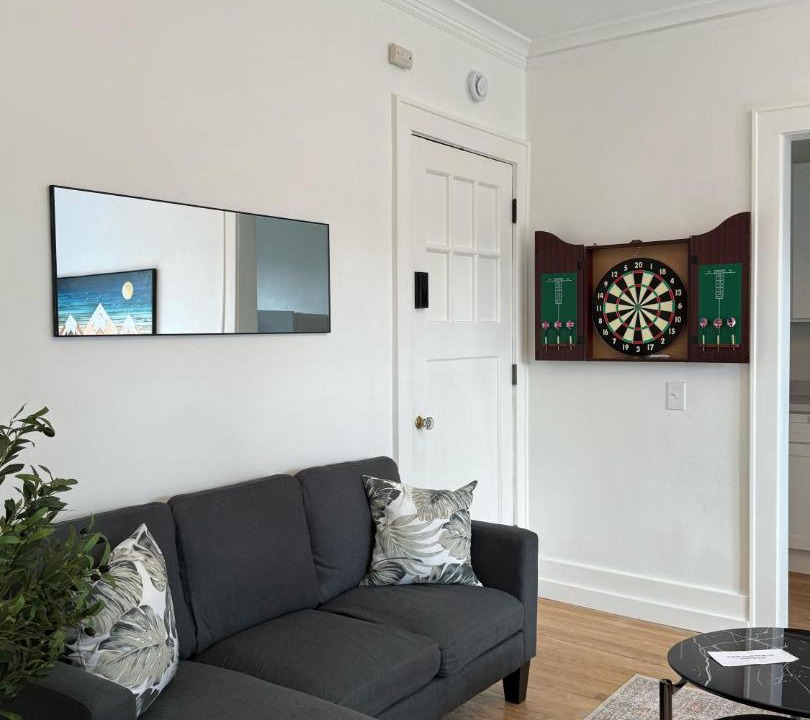Photo of Livingroom in East Avenue