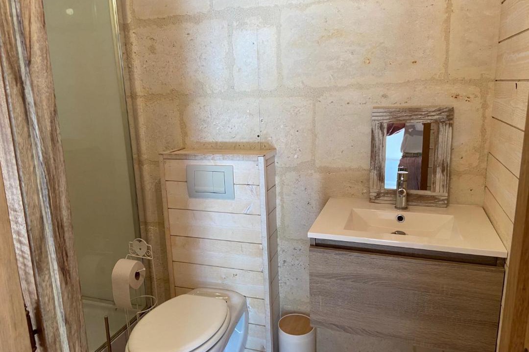 Photo of Bathroom in Saint-Pierre-du-Palais