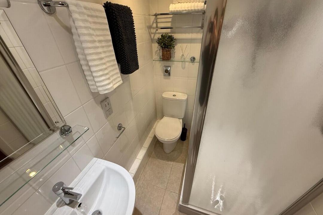 Photo of Bathroom in West Cliff