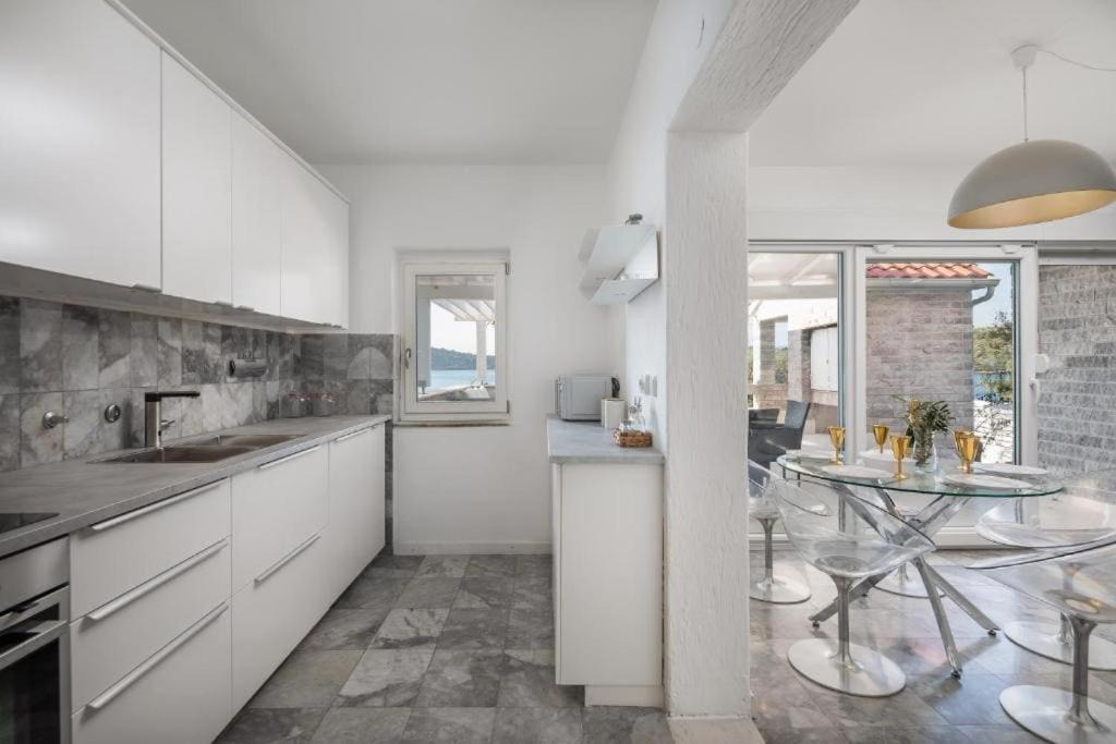Photo of Kitchen in Grebastica