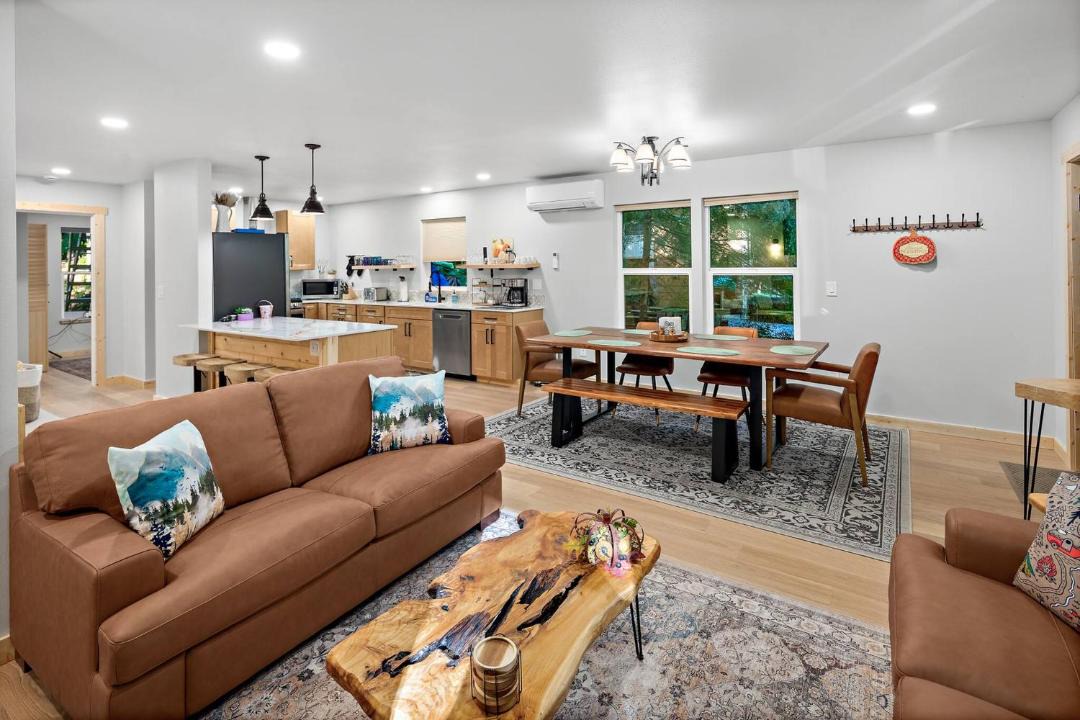 Photo of Others in Paradise Estates