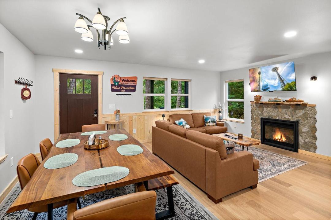 Photo of Others in Paradise Estates