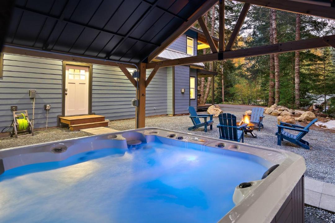 Photo of Others in Paradise Estates