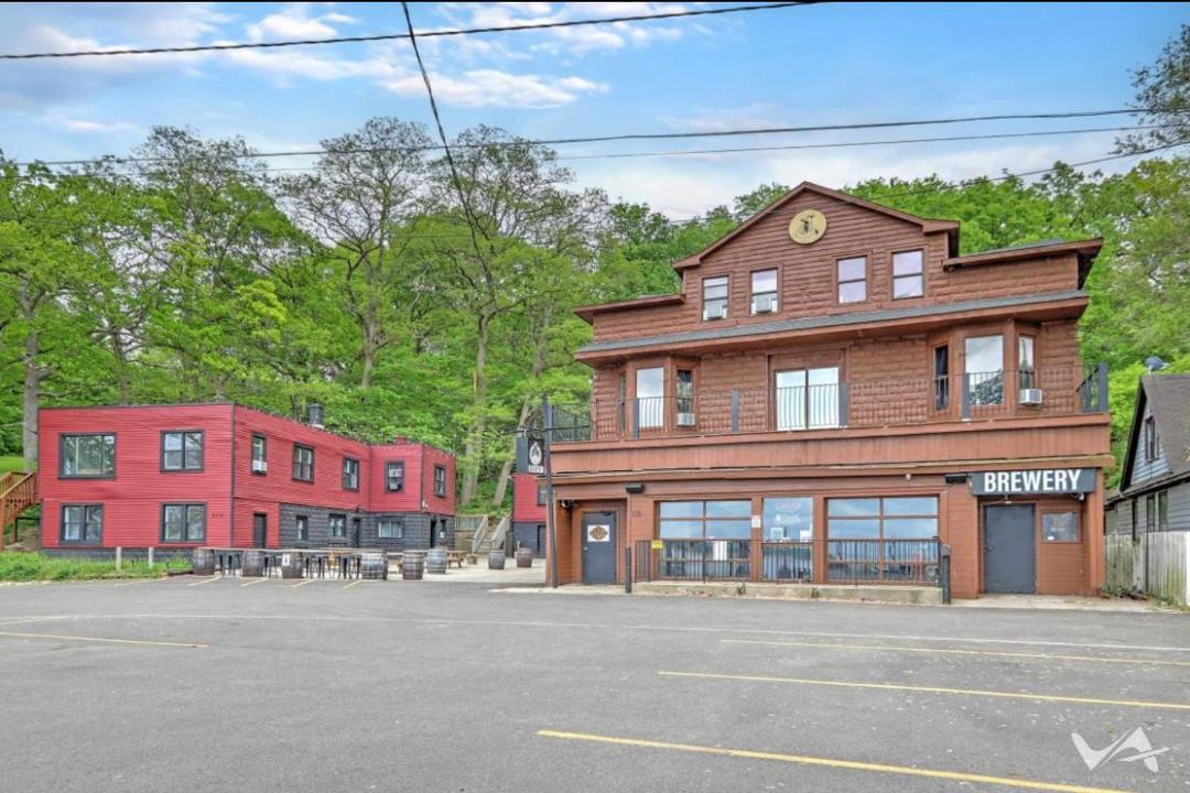 Photo of Others in Fox Lake