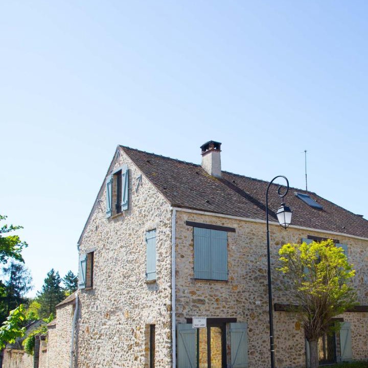Photo of Buildings in Saint Germain les Arpajon