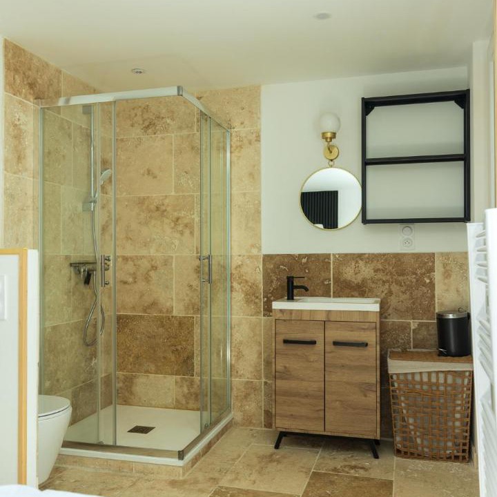 Photo of Bathroom in Loches