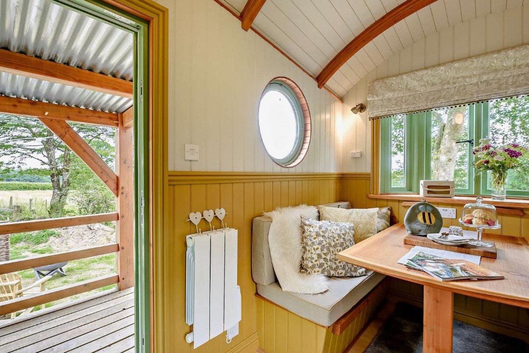 Photo of Others in Black Torrington