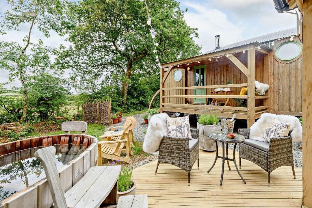 Photo of Others in Black Torrington