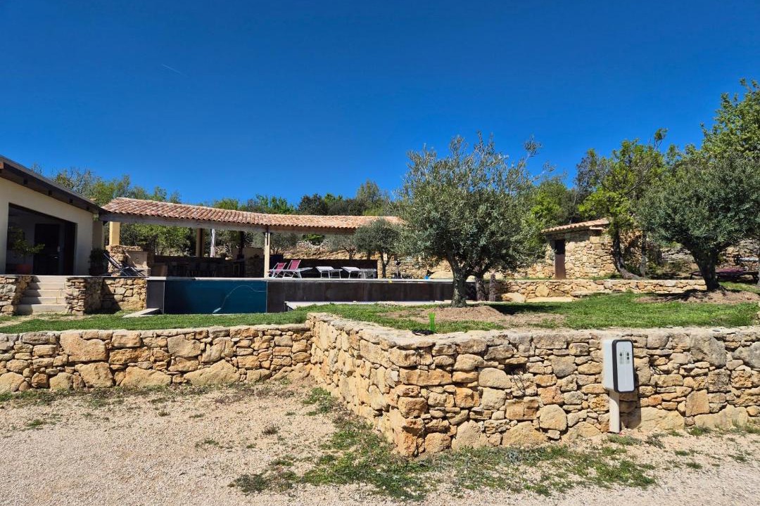 Photo of Others in Viens