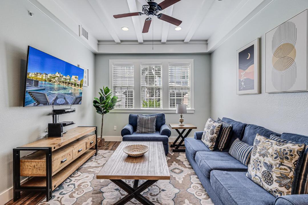 Photo of Livingroom in Cinnamon Shore