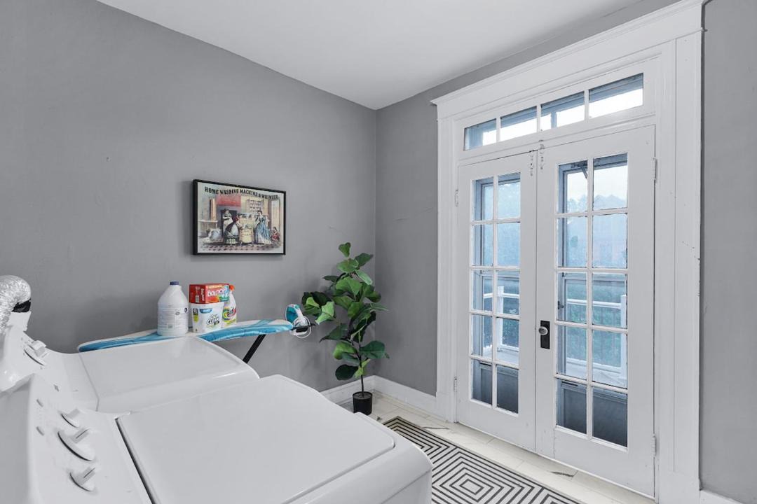 Photo of Bathroom in Tower Grove South