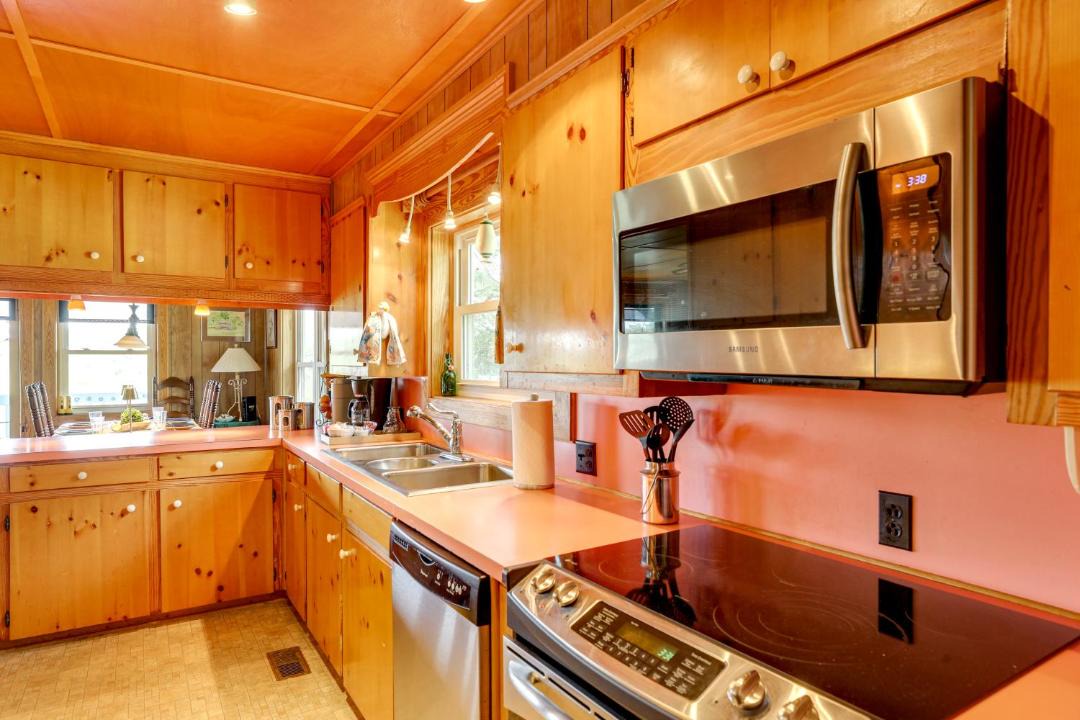 Photo of Kitchen in Green Pond