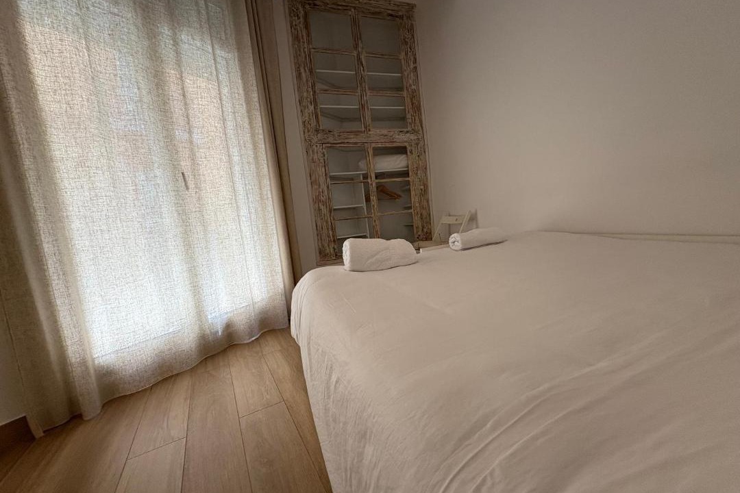 Photo of Bedroom in Alujan