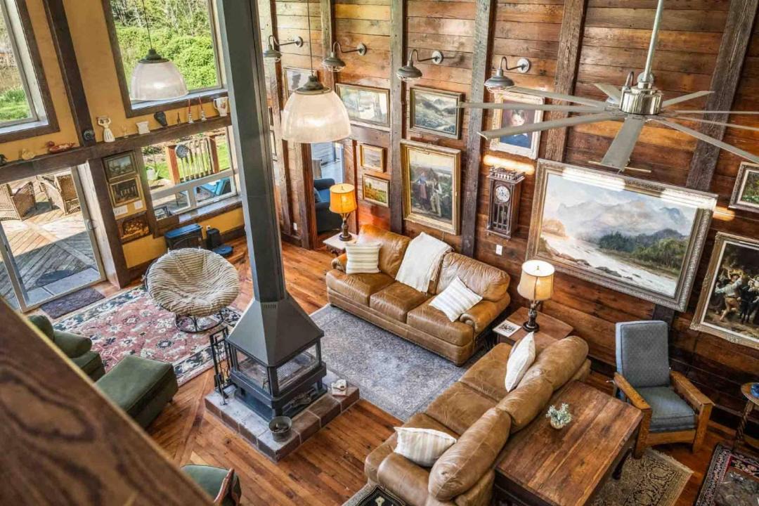 Photo of Others in Salem