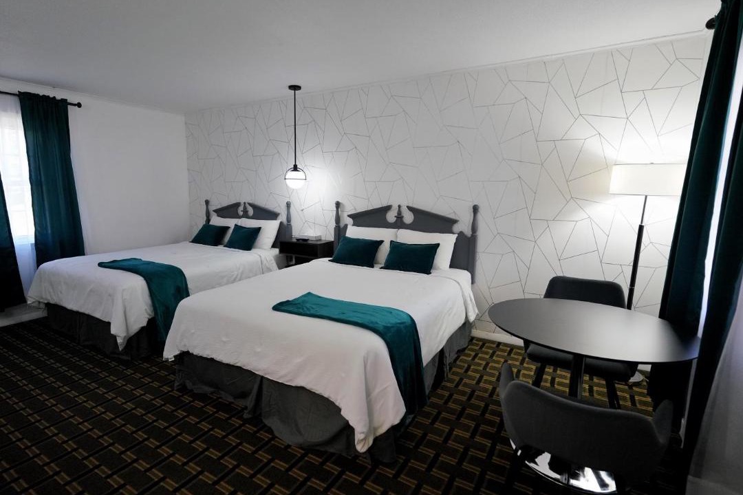 Photo of Bedroom in Lee