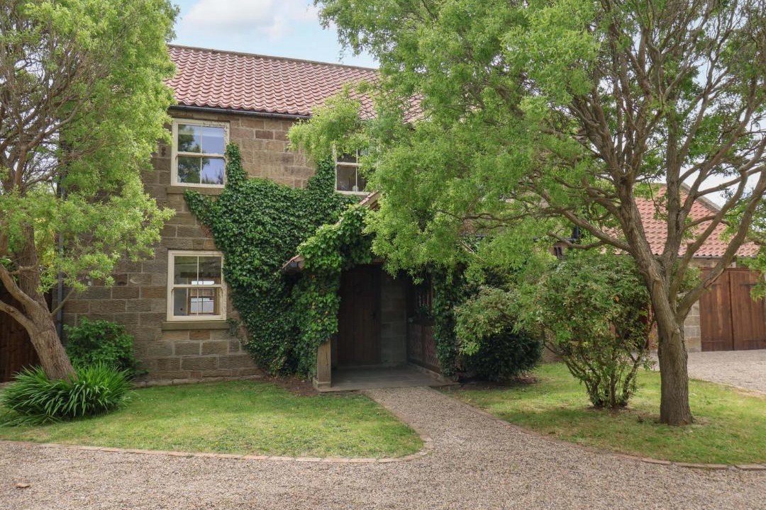 Photo of Others in Briggswath