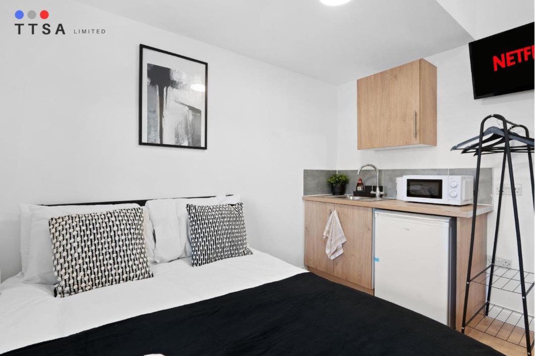 Photo of Others in Woodside