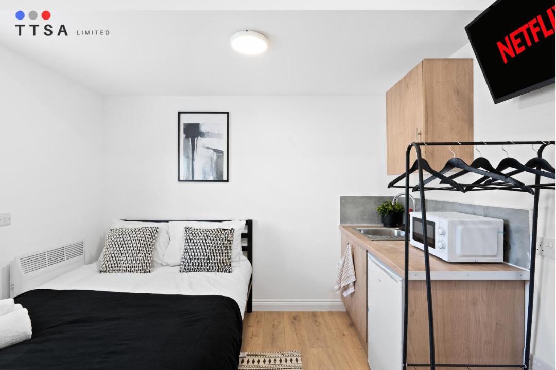 Photo of Others in Woodside