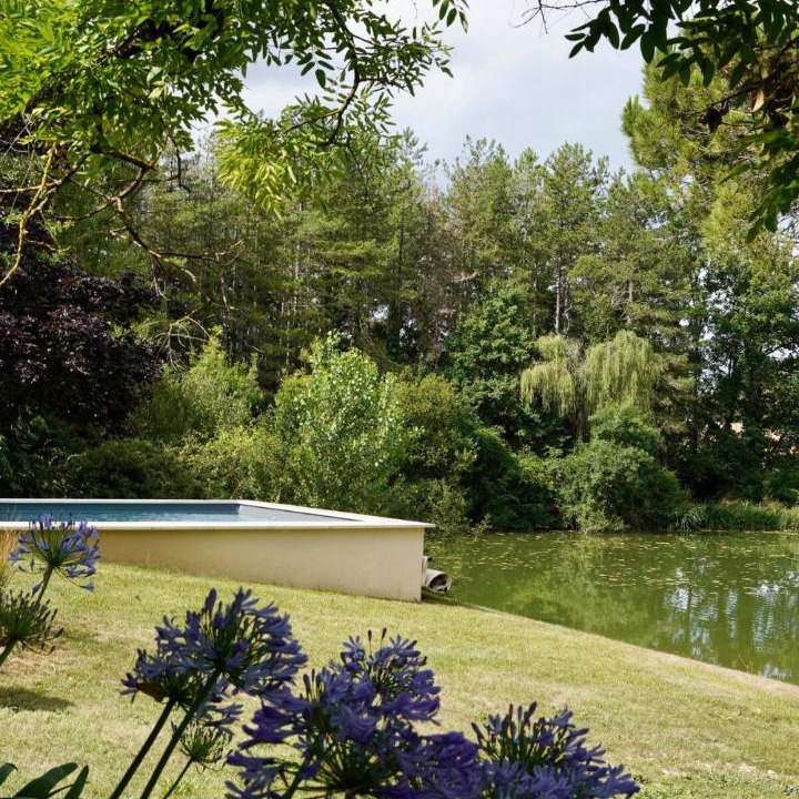 Photo of Others in Lagardere