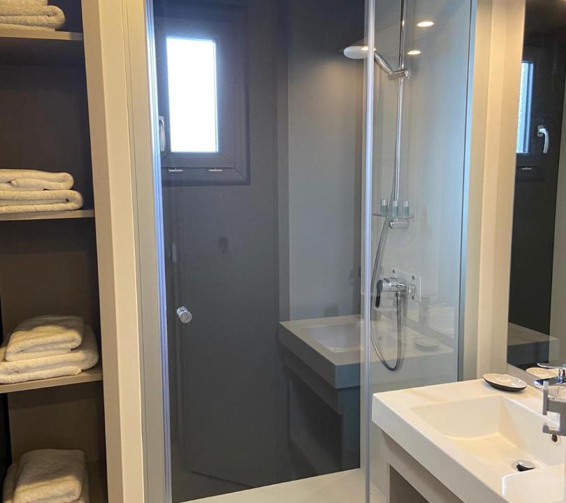 Photo of Bathroom in Cros