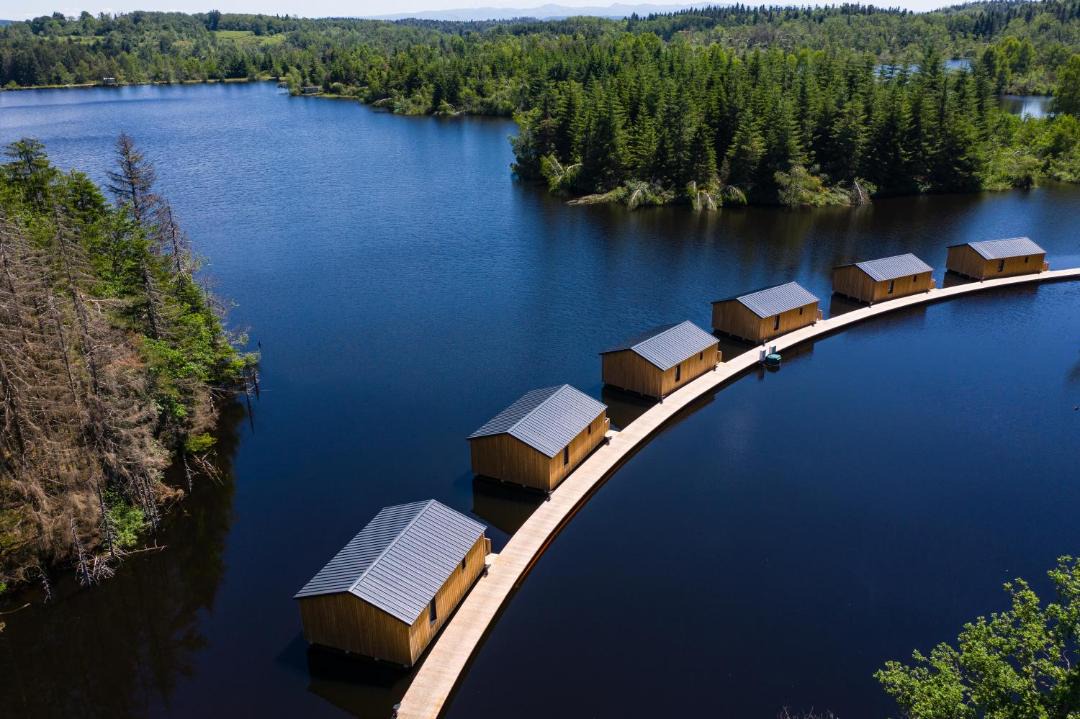 Photo of Others in Cros