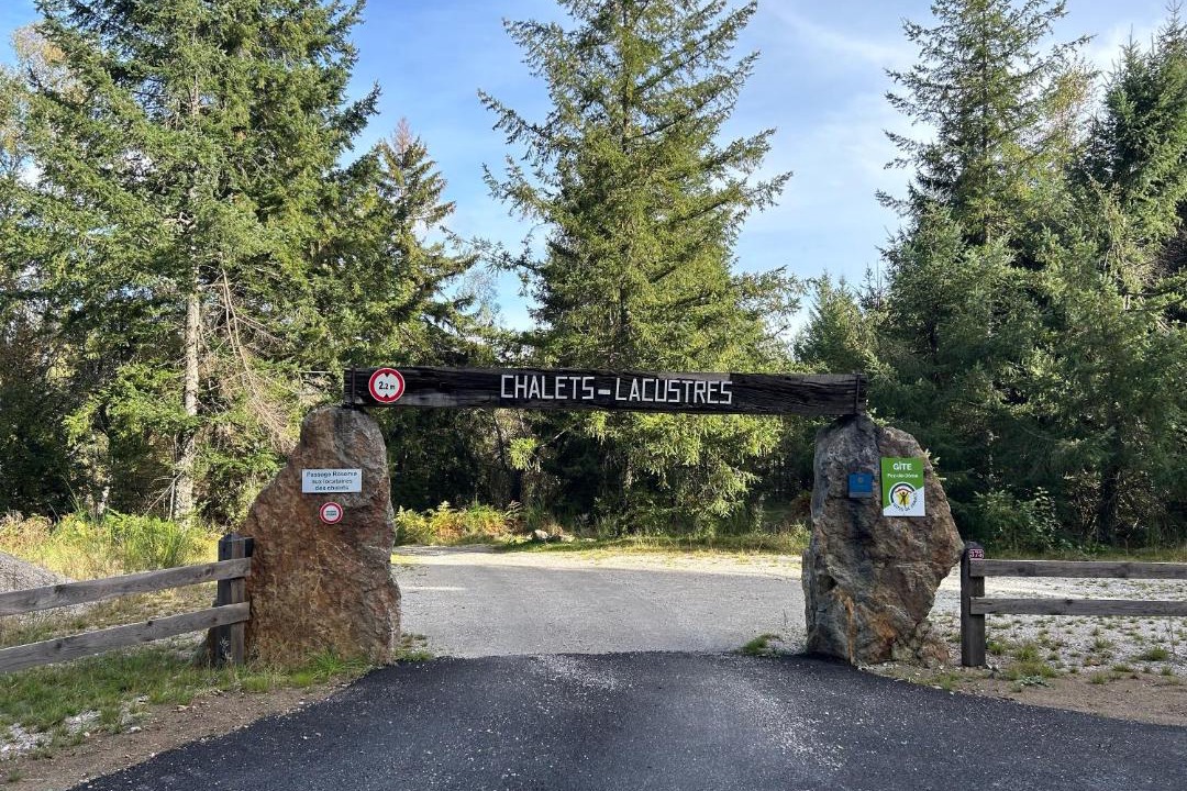 Photo of Others in Cros