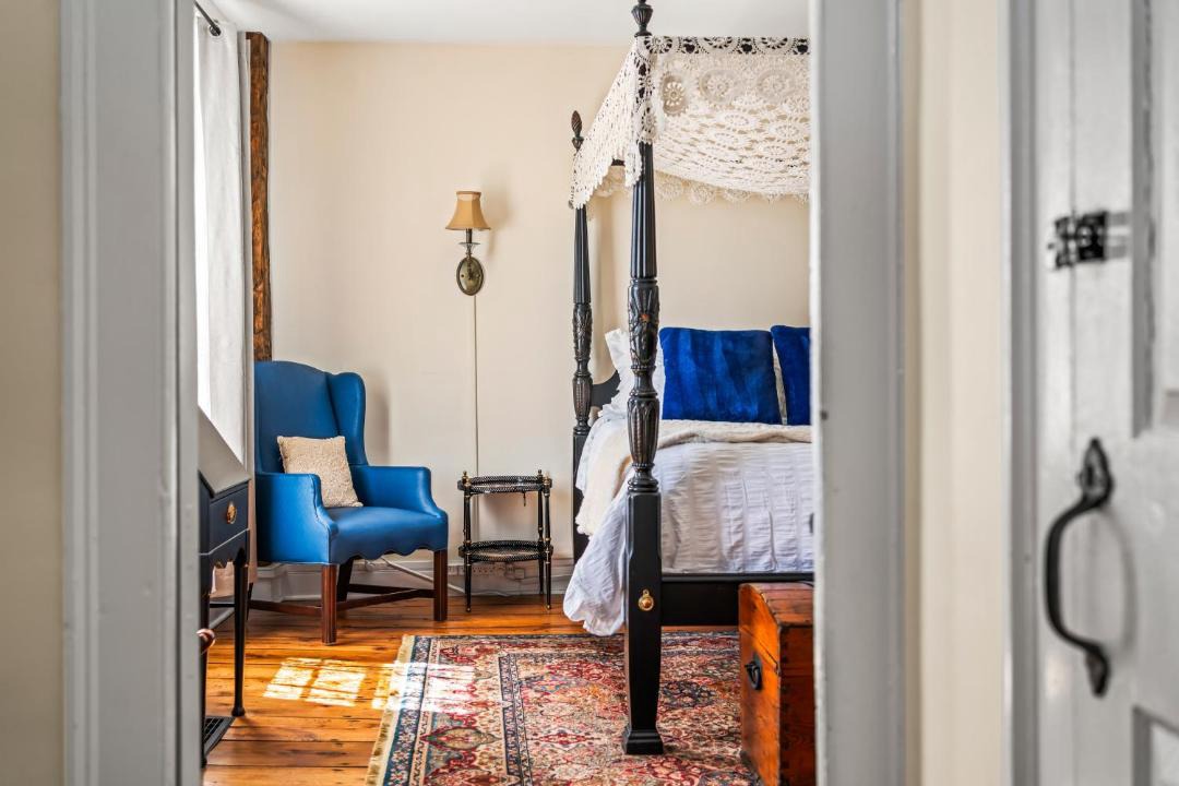 Photo of Bedroom in Mystic