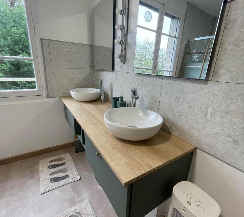 Photo of Bathroom in Uzerche