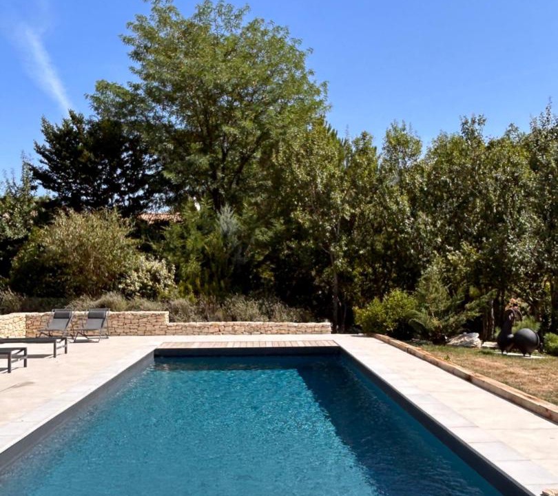 Photo of Others in Vesc