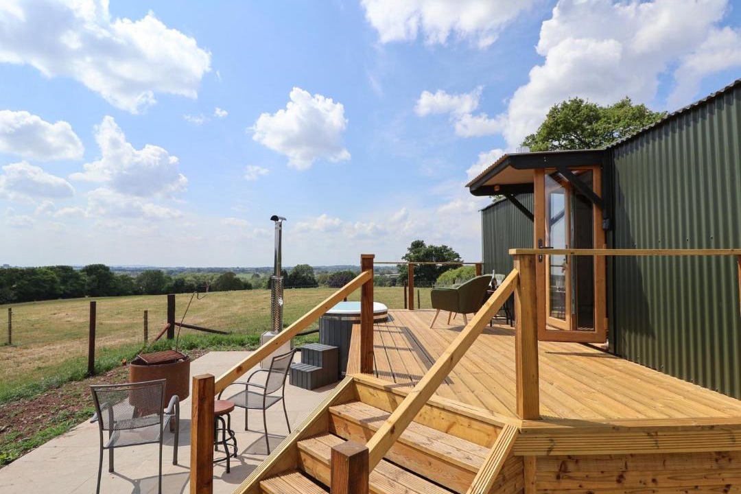 Photo of Others in Sugnall