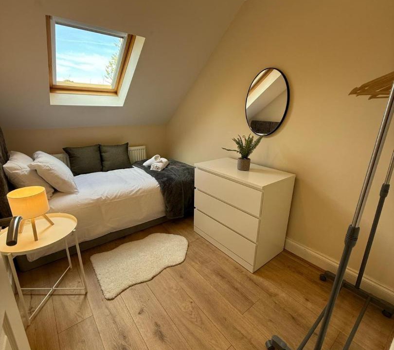 Photo of Bedroom in Redhill