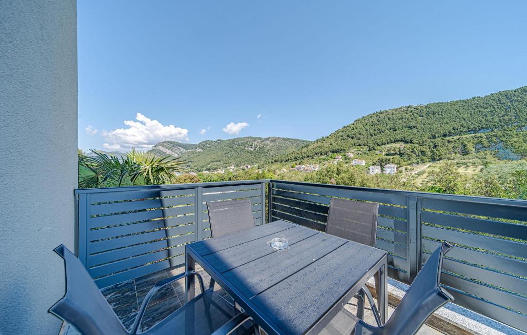 Photo of Patio Balcony in Zuljana