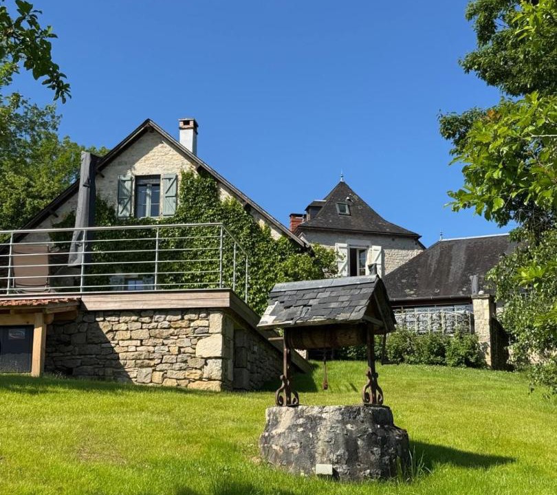 Photo of Others in Martel