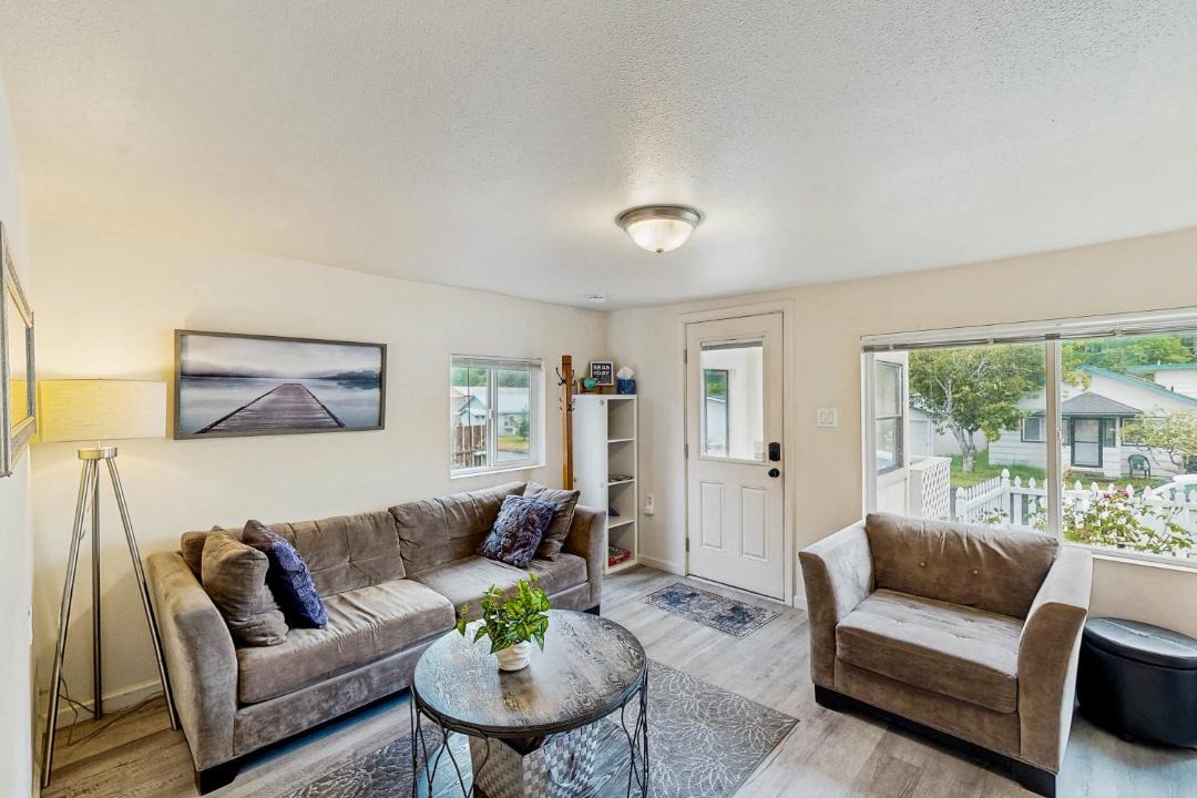 Photo of Others in Winchester Bay