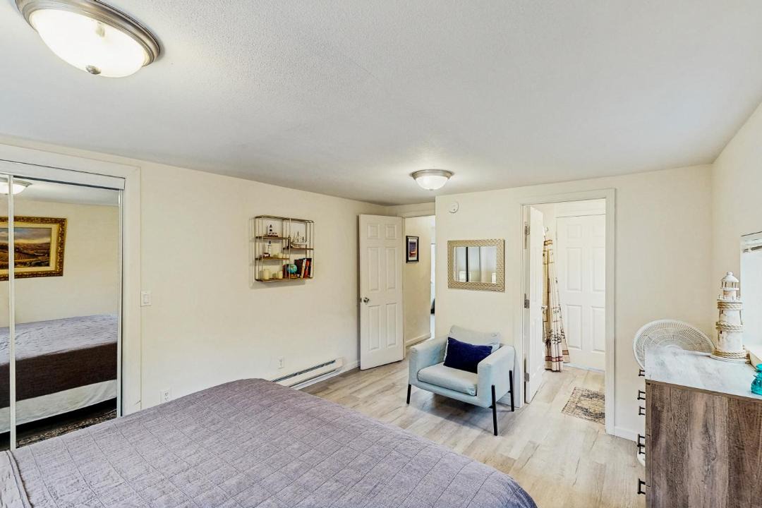 Photo of Others in Winchester Bay