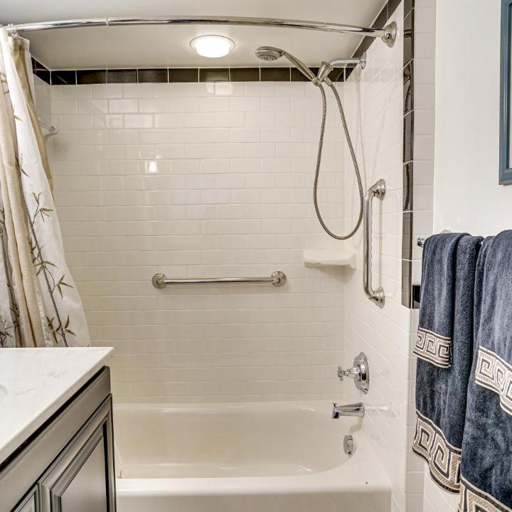 Photo of Bathroom in Alexandria