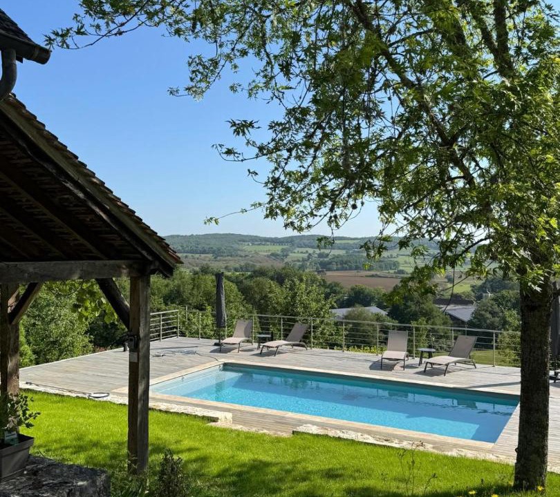 Photo of Others in Martel