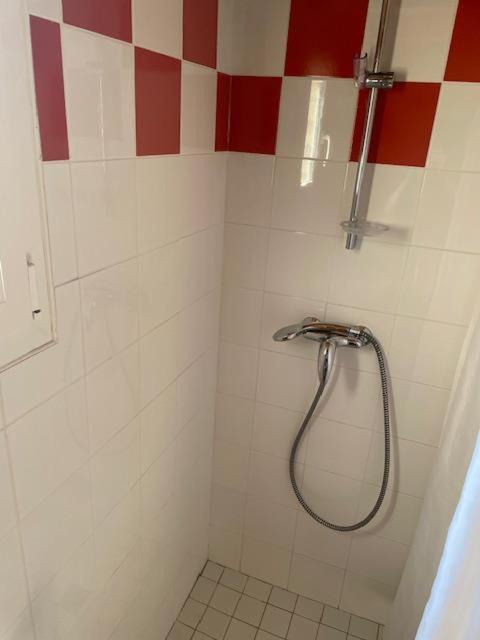 Photo of Bathroom in Treffiagat