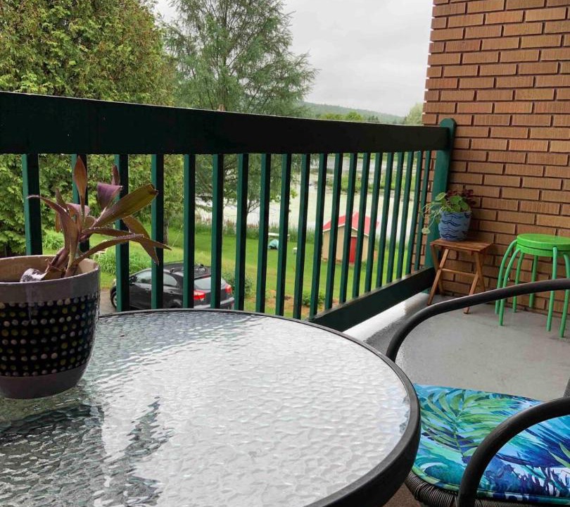 Photo of Patio Balcony in Saint-Alexis-des-Monts