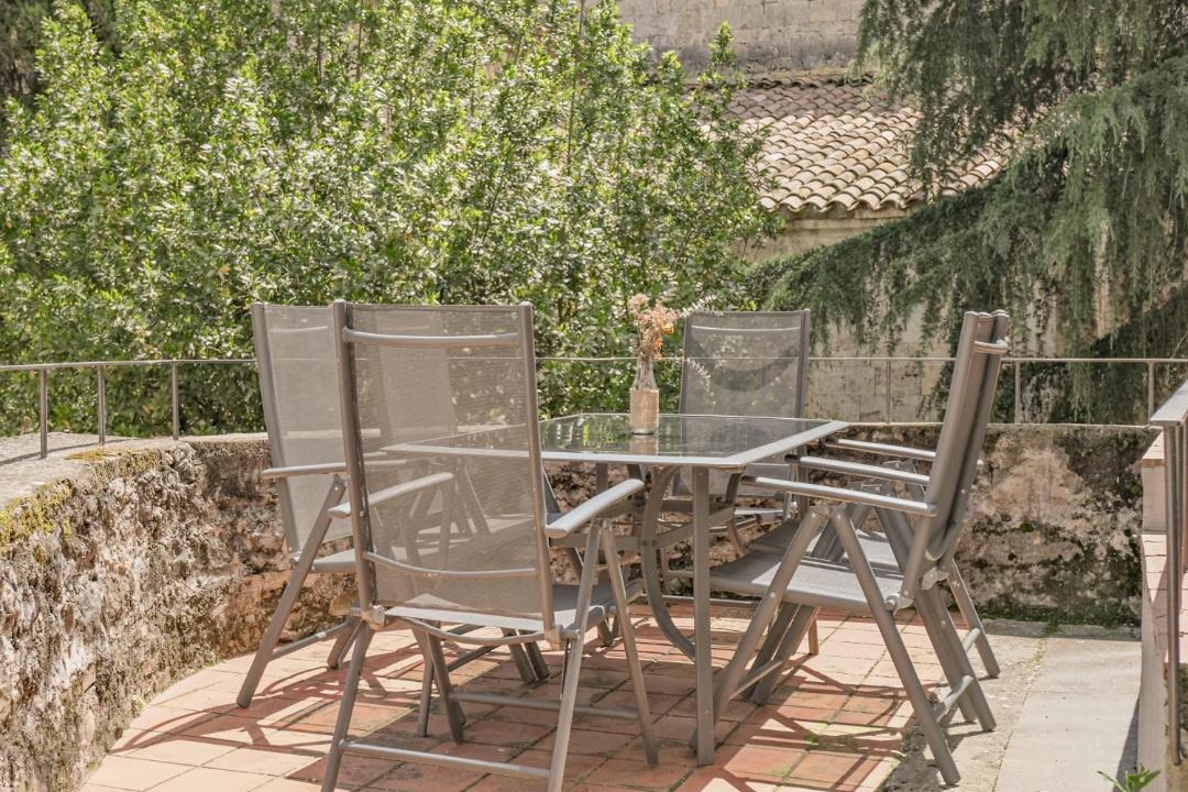 Photo of Others in Besalu