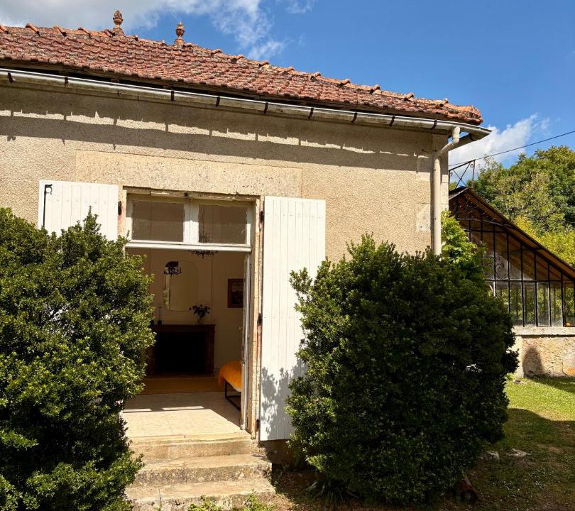 Photo of Others in Montbron