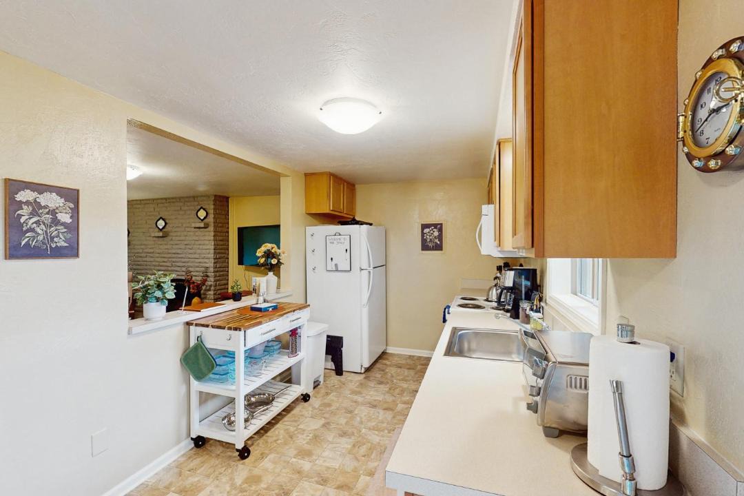 Photo of Others in Friendly