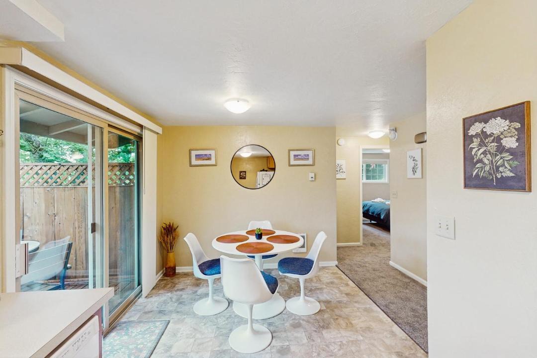 Photo of Others in Friendly