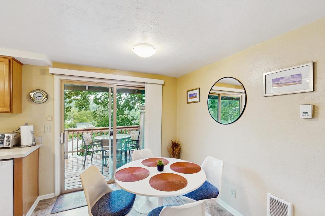 Photo of Others in Friendly