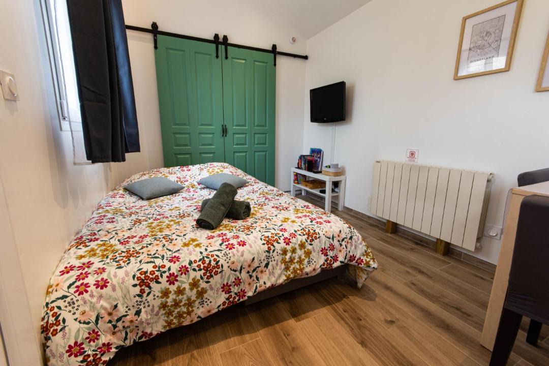 Photo of Bedroom in Chanteloup-en-Brie