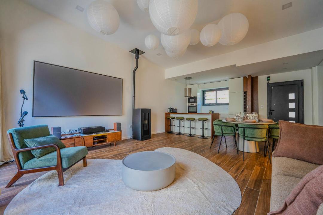 Photo of Others in Gieres