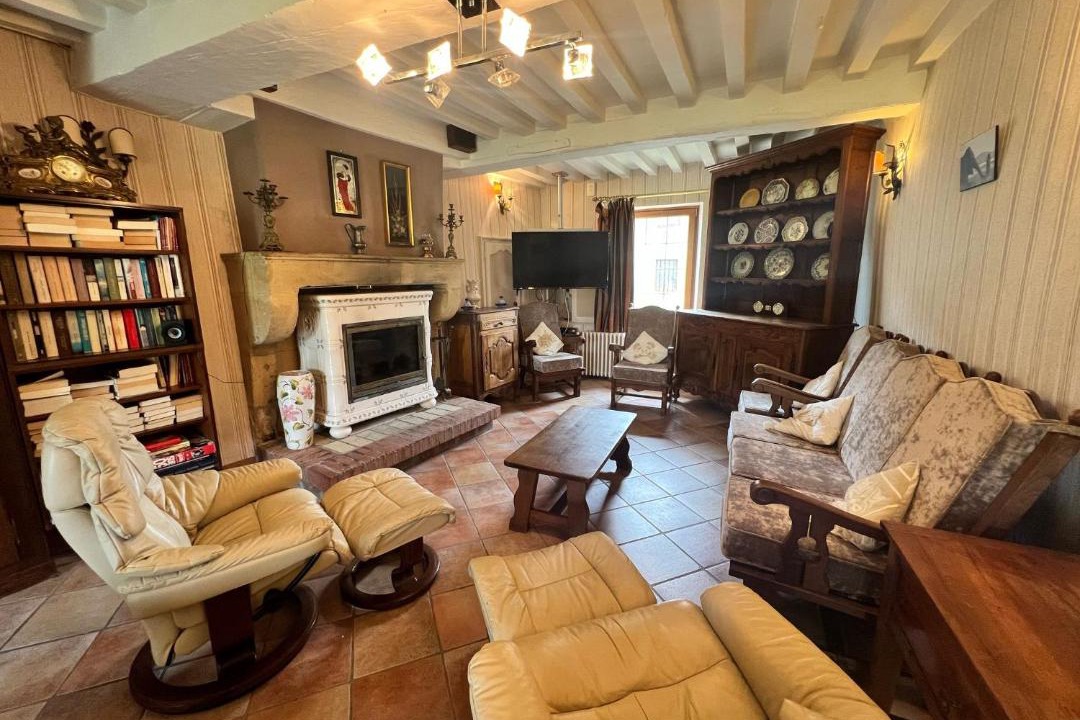 Photo of Livingroom in Omicourt