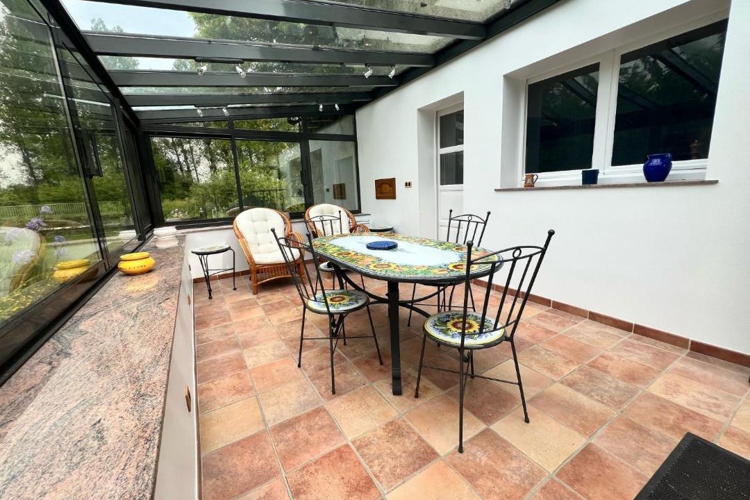 Photo of Others in Omicourt