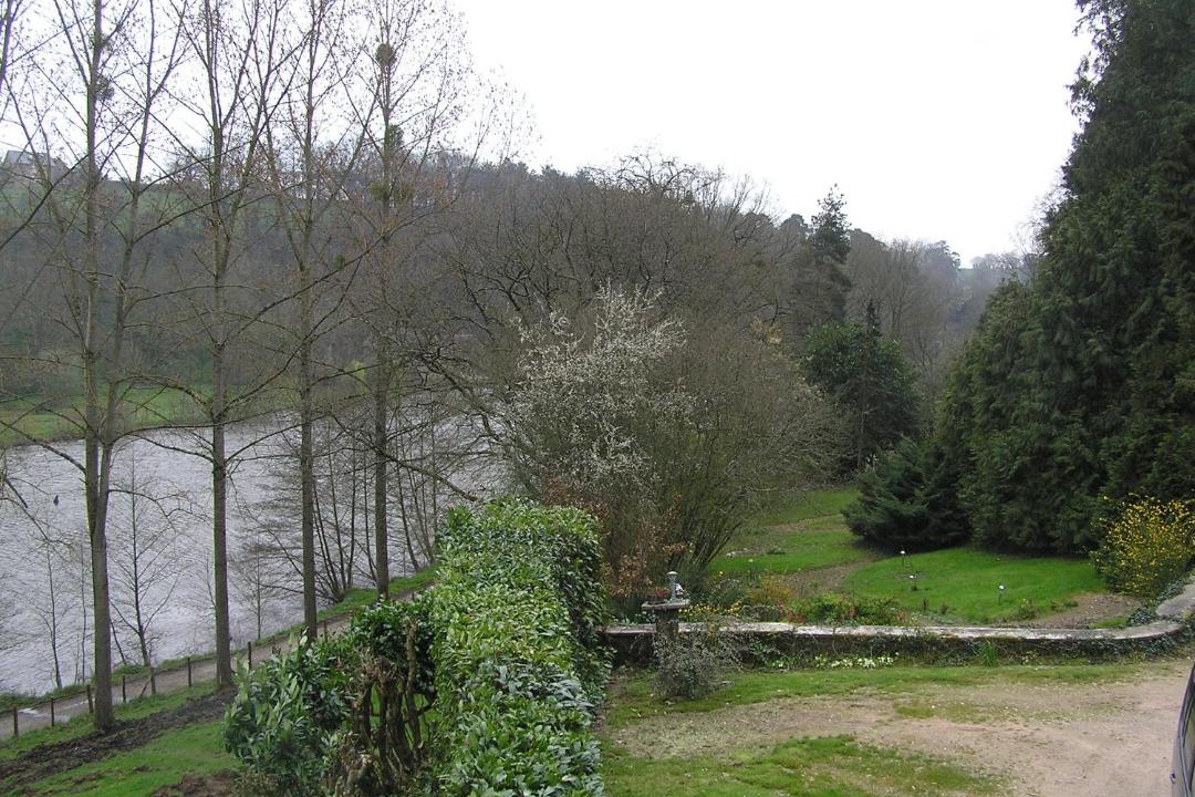 Photo of Others in L'Huisserie